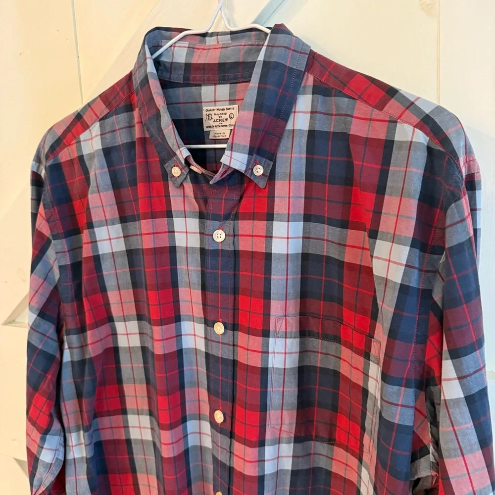 J. Crew Men’s Woven Red and Blue‎ Plaid Button Down Shirt Large Classic Casual